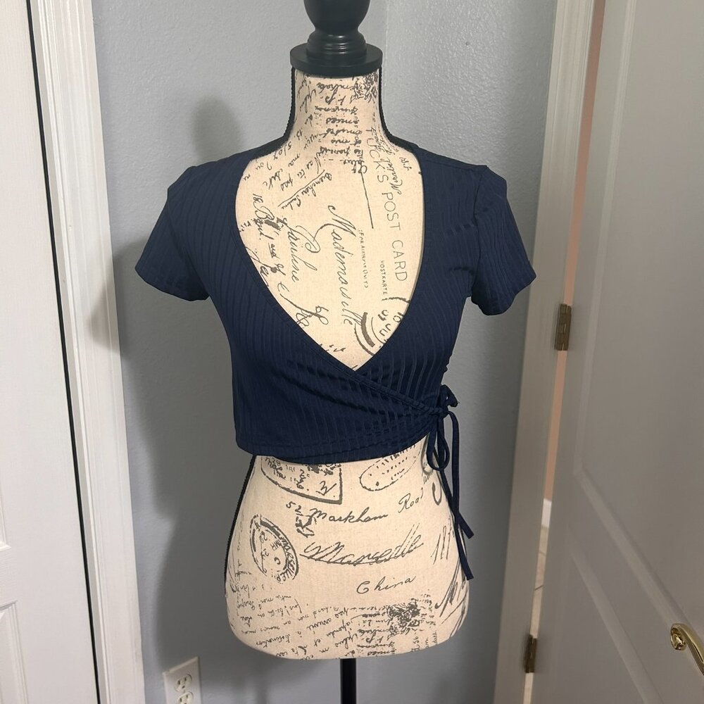 Shein faux wrap side tie crop top size small